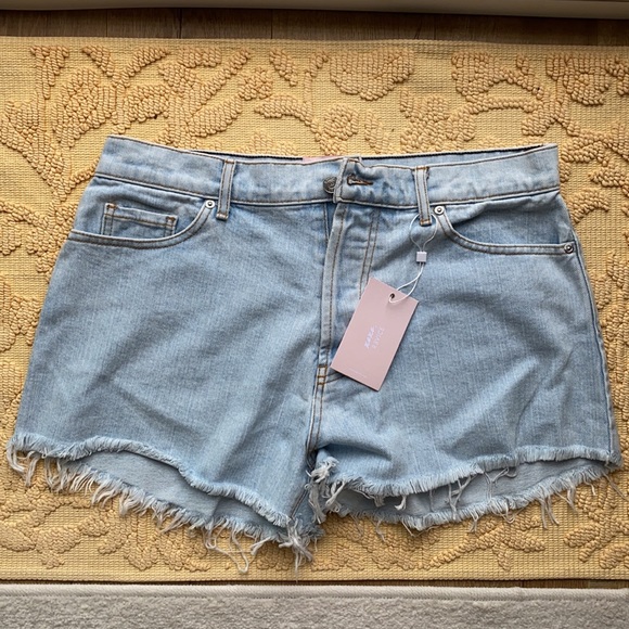 Brand new Revice denim Hollywood shorts - Picture 6 of 6